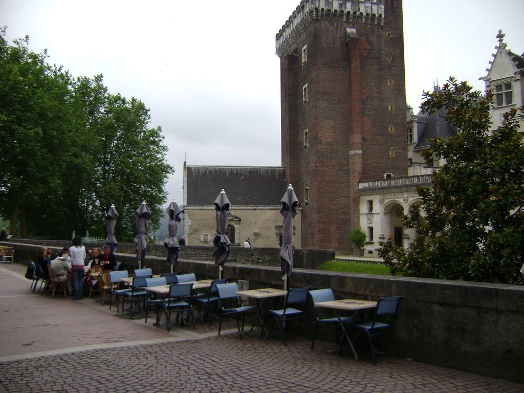Hotel Adour