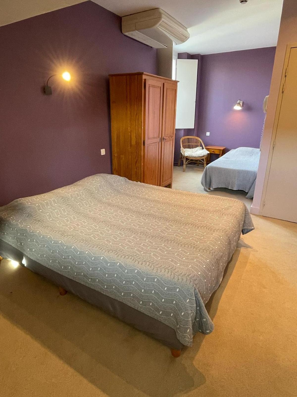 Adour Hotel 2*